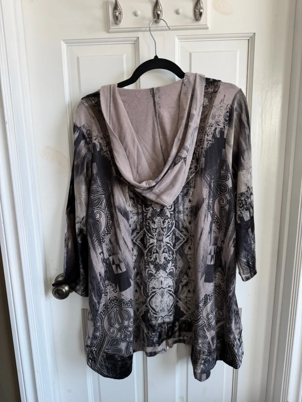 ONE WORLD Taupe and Black Printed Hooded Zip-Front Tunic - Picture 2 of 3